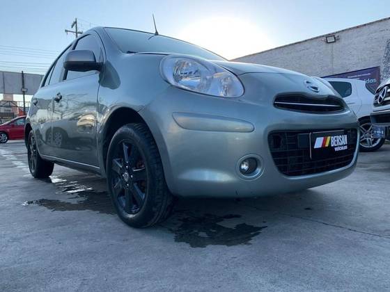 NISSAN MARCH 1.6 SV 16V FLEX 4P MANUAL